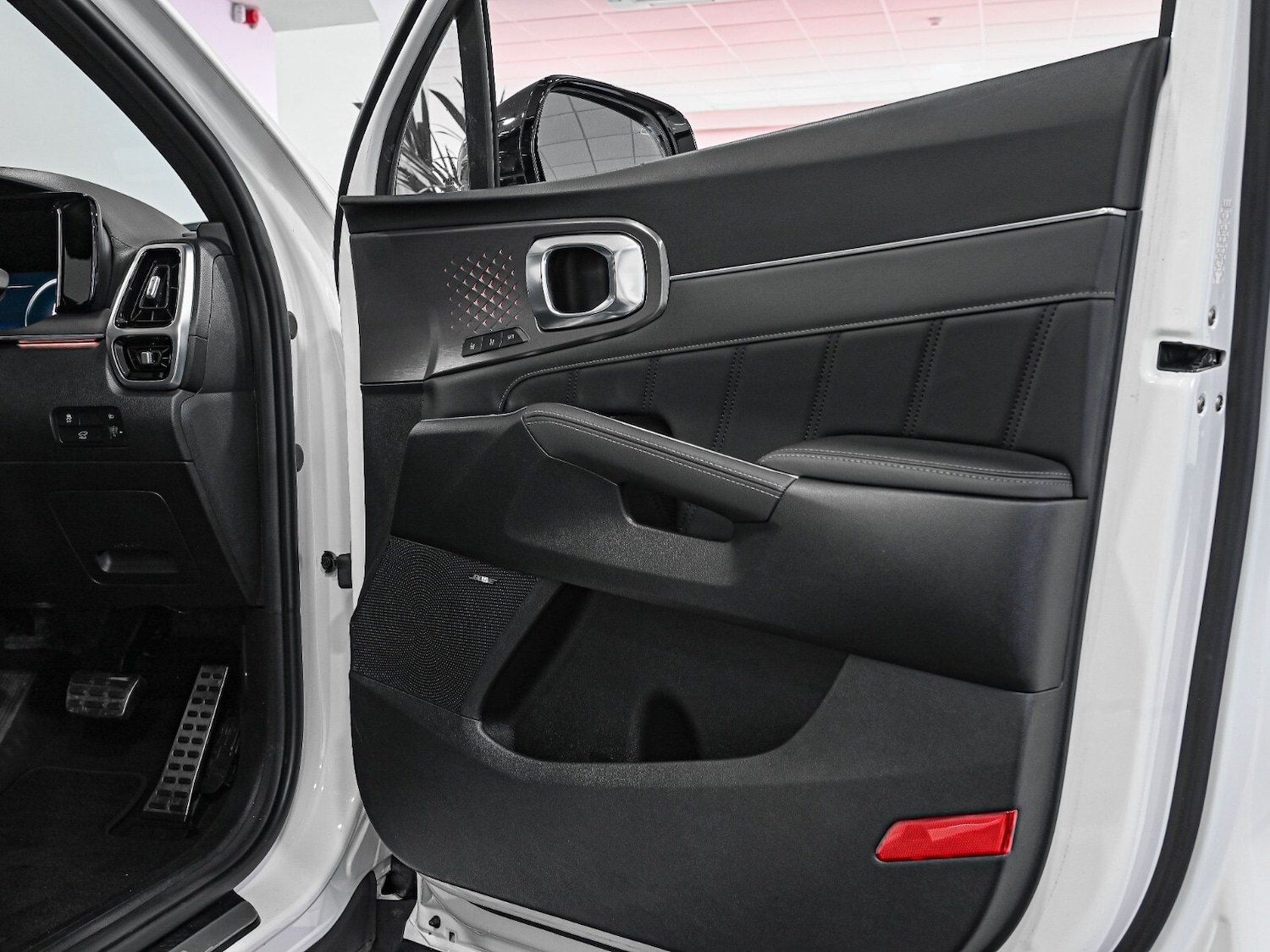 Used Kia Sorento 2023 for sale - 76870963: Photo 27