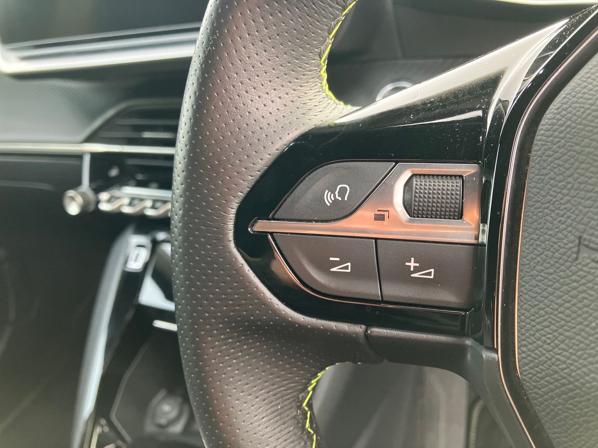 Used Peugeot 2008 2022 for sale - 76491114: Photo 16