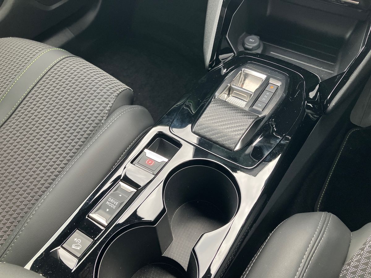 Used Peugeot 2008 2022 for sale - 76330664: Photo 17