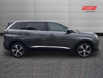 Used Peugeot 5008 2023 for sale - 75995967: Photo
