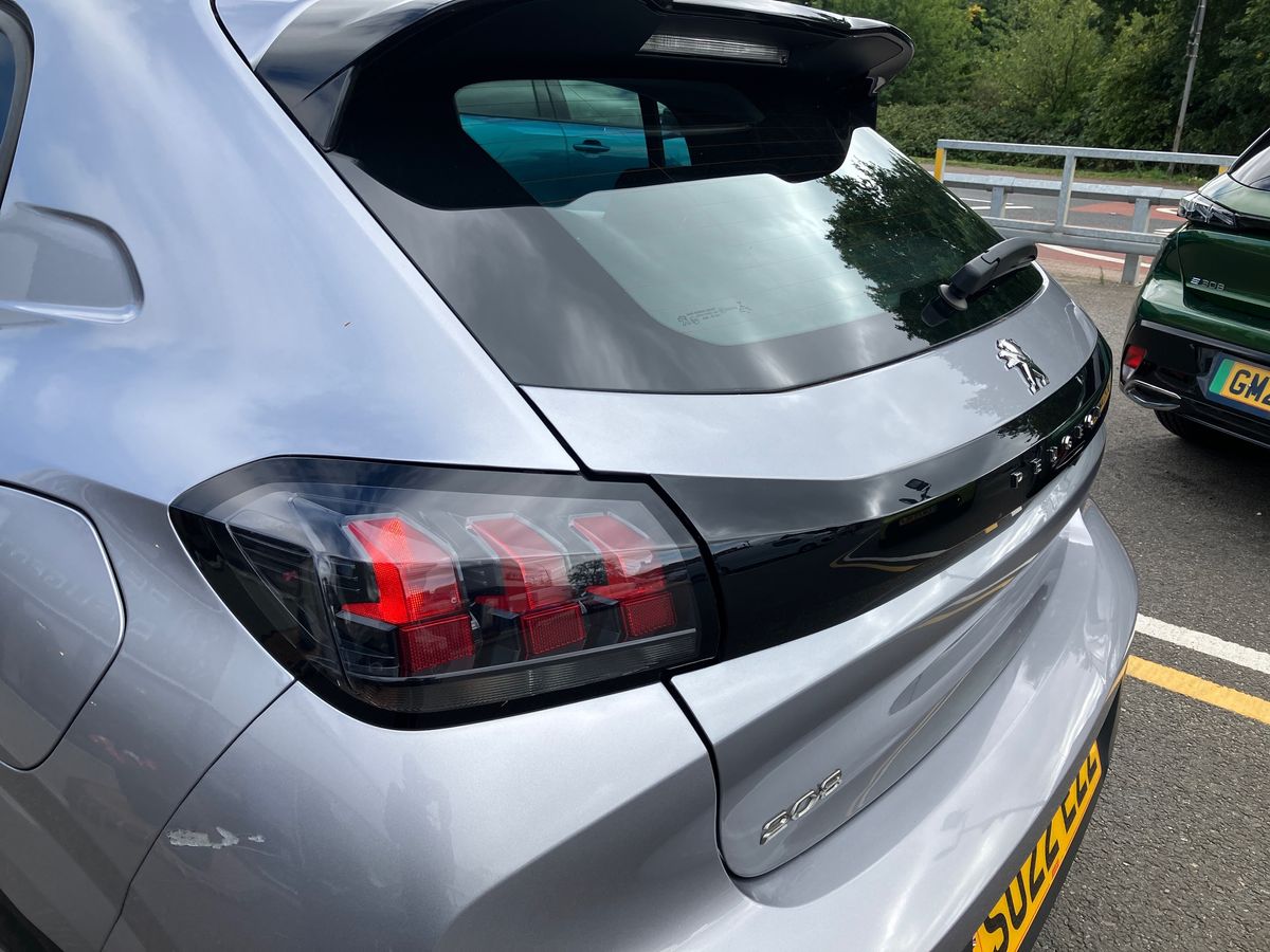 Used Peugeot 208 2022 for sale - 75825416: Photo 40