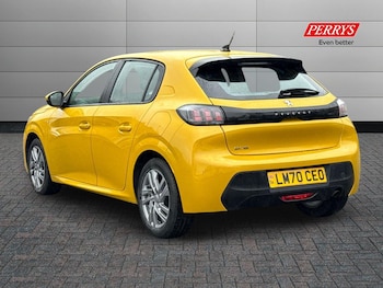 Used Peugeot 208 2020 for sale - 77297405: Photo