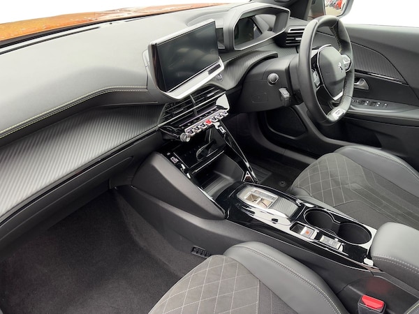 Used Peugeot 2008 2022 for sale - 74927029: Photo 7