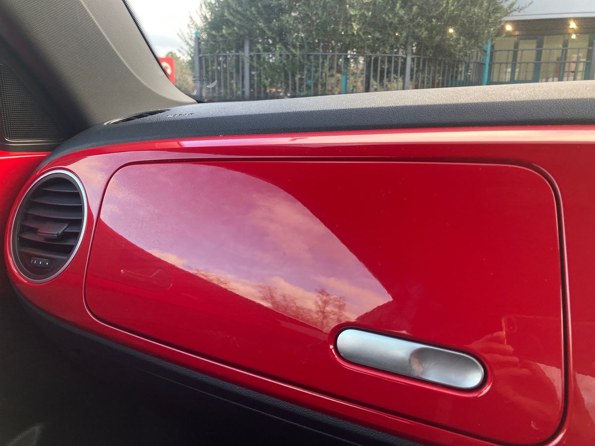 Used Volkswagen Beetle 2016 for sale - 76957950: Photo 31