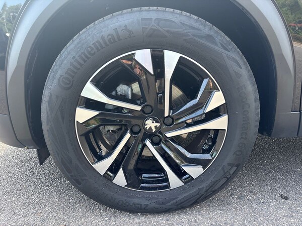 Used Peugeot 2008 2022 for sale - 75250455: Photo 8