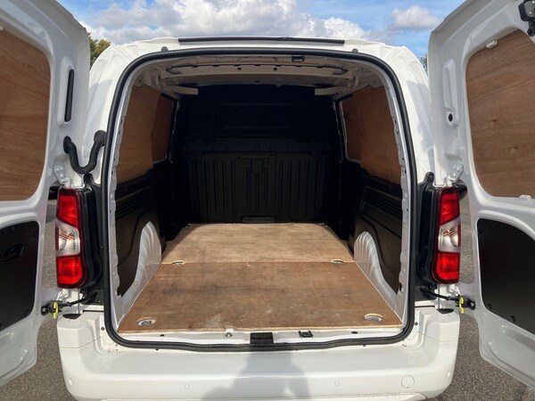 Used Vauxhall Combo 2020 for sale - 75661526: Photo 17