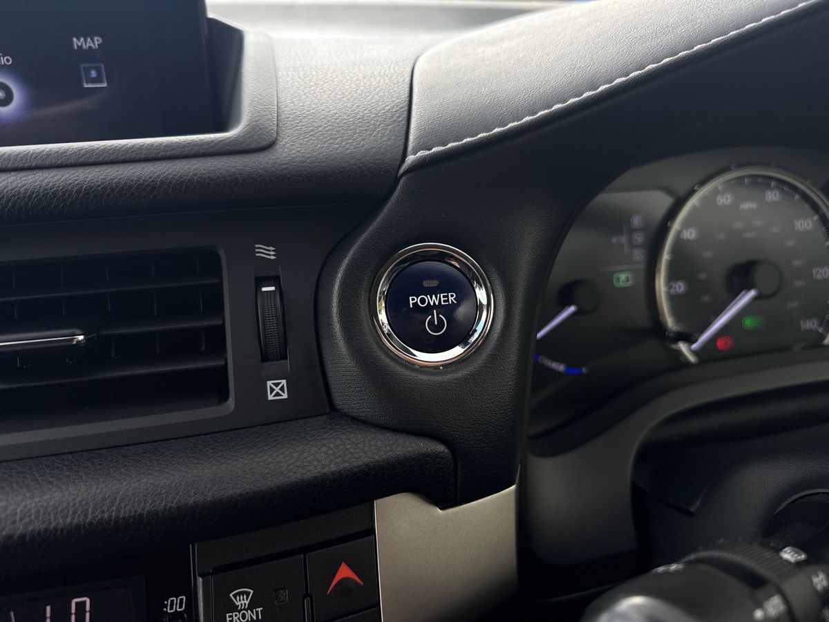 Used Lexus CT 2017 for sale - 75773730: Photo 33