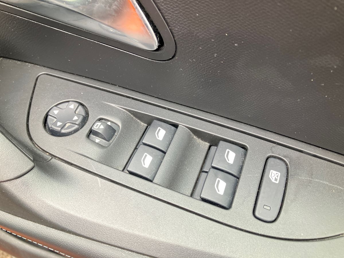 Used Peugeot 2008 2022 for sale - 76158346: Photo 18