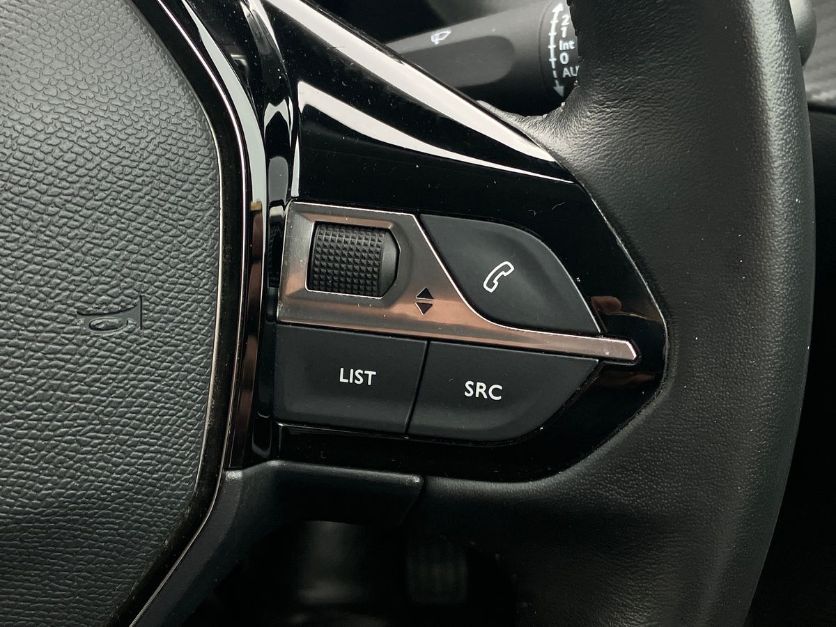 Used Peugeot 2008 2022 for sale - 76158346: Photo 23