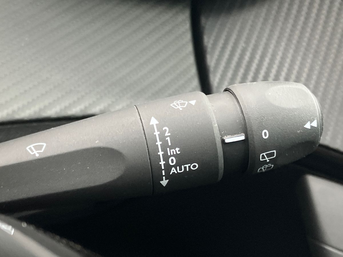 Used Peugeot 2008 2022 for sale - 76158346: Photo 24