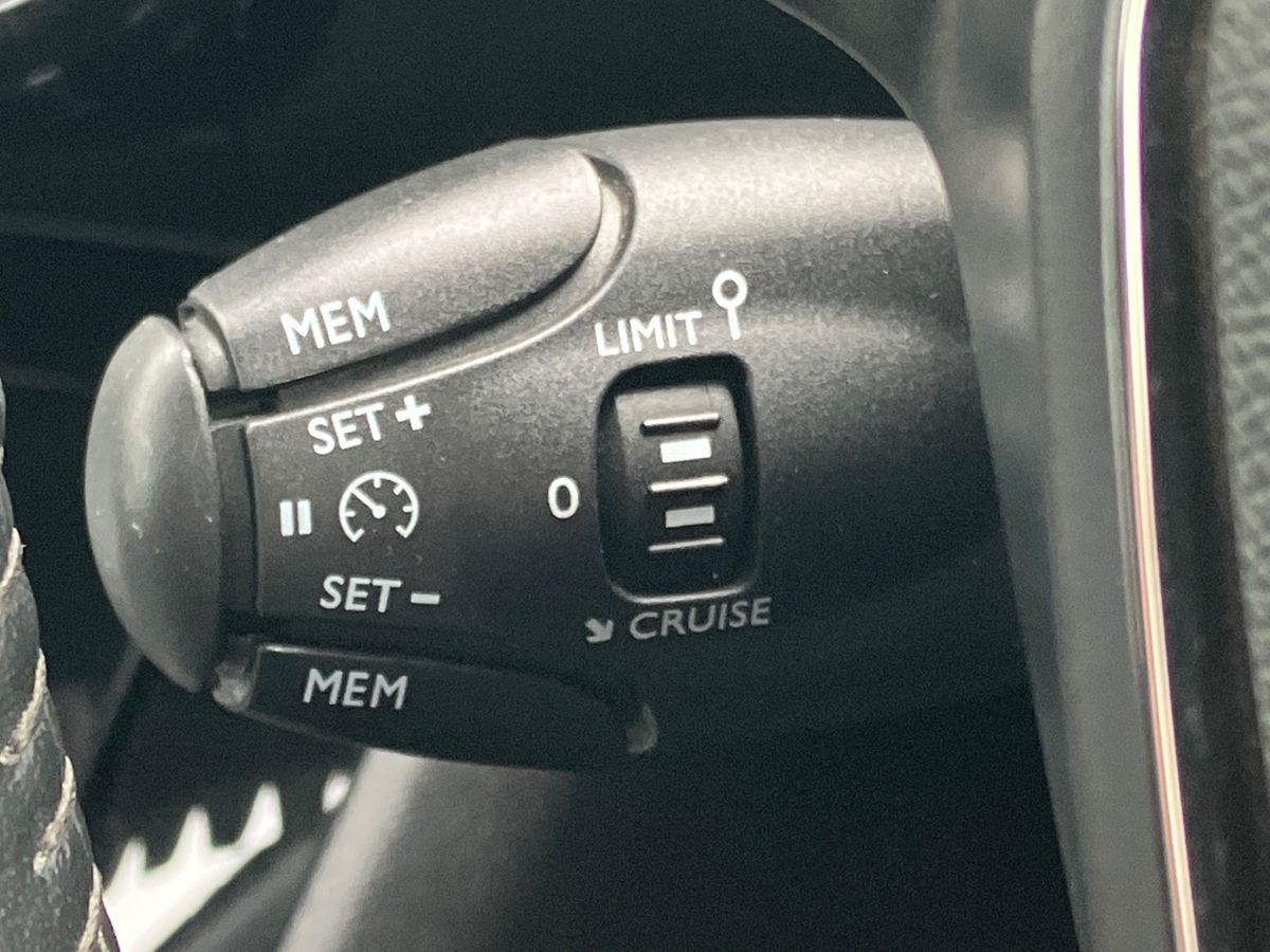 Used Peugeot 2008 2022 for sale - 76158346: Photo 25