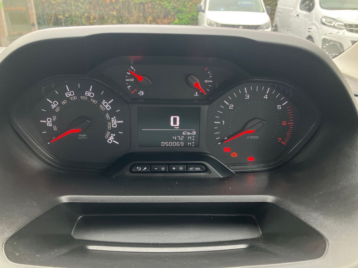 Used Peugeot Partner 2020 for sale - 76230573: Photo 12