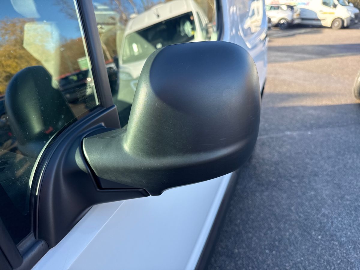 Used Vauxhall Combo 2025 for sale - 76845558: Photo 18