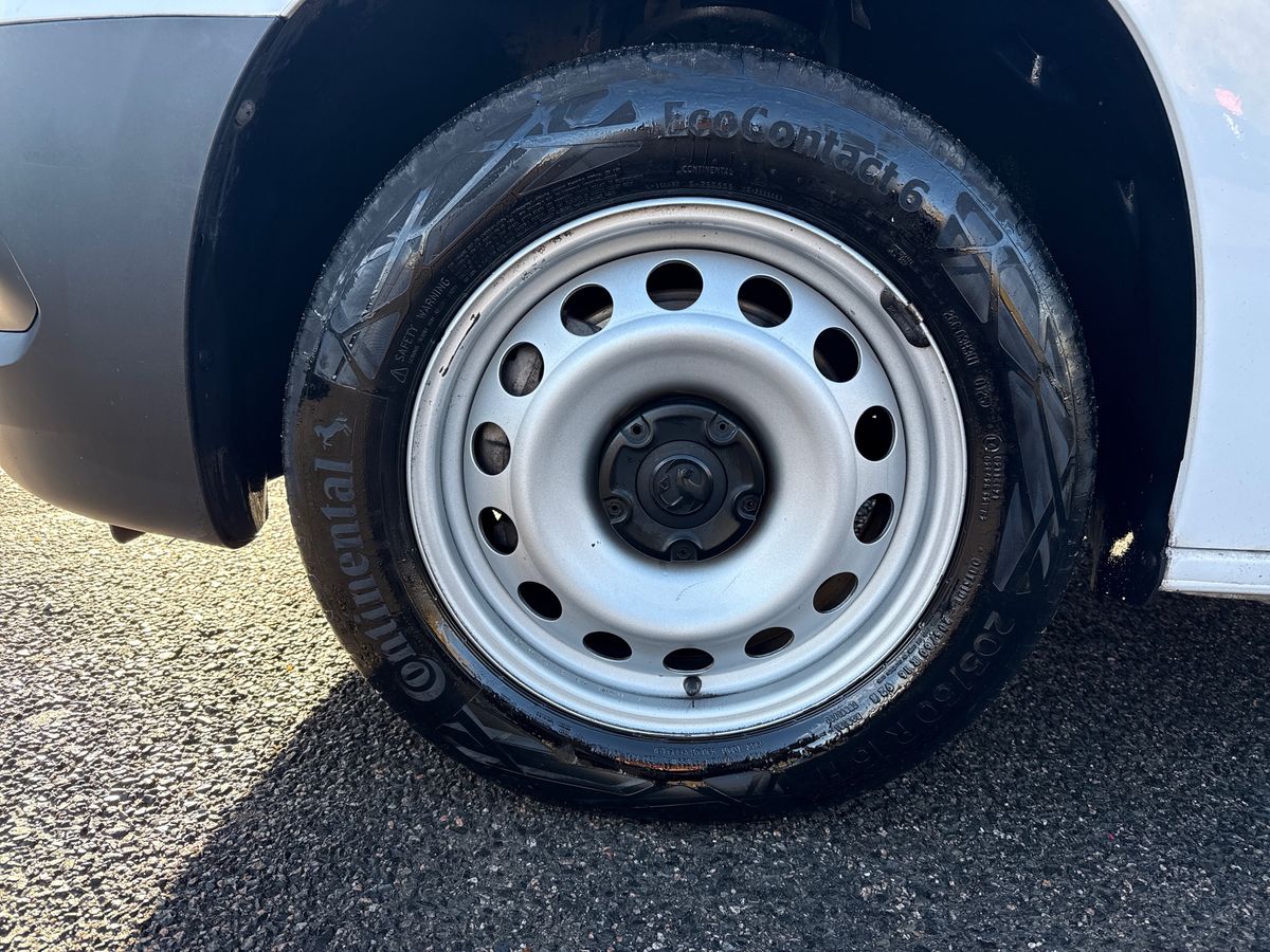 Used Vauxhall Combo 2025 for sale - 76845558: Photo 25