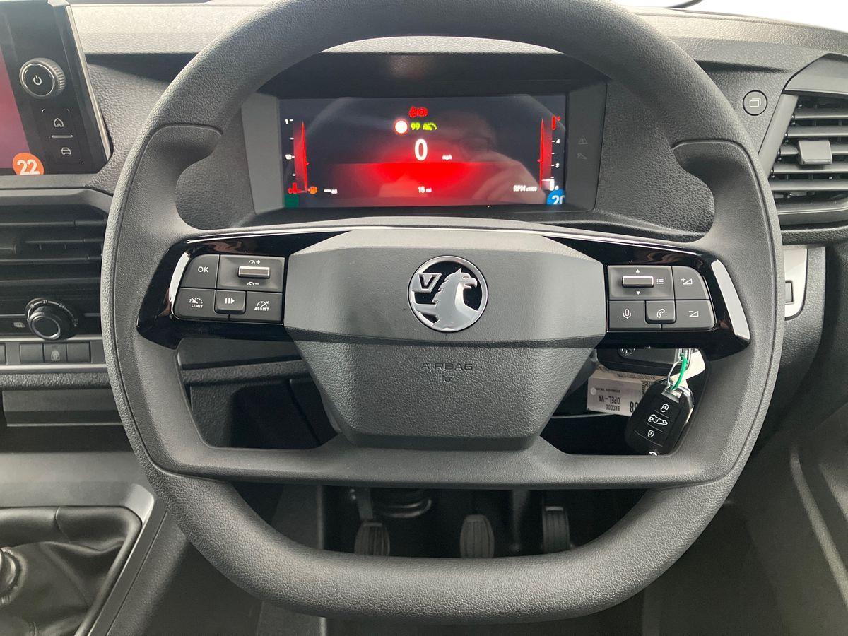 Used Vauxhall Vivaro 2025 for sale - 76807906: Photo 10