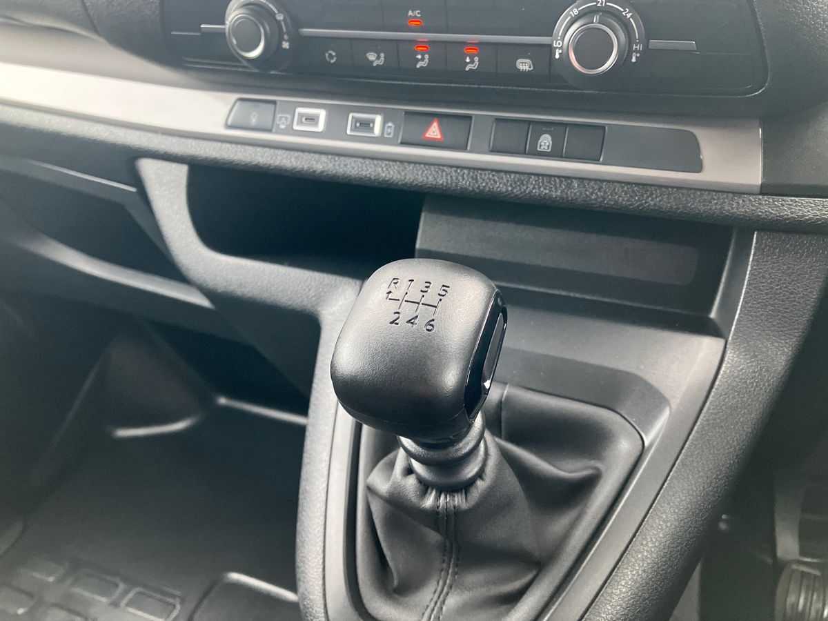 Used Vauxhall Vivaro 2025 for sale - 76807906: Photo 16