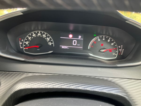 Used Peugeot 2008 2021 for sale - 76016480: Photo 16