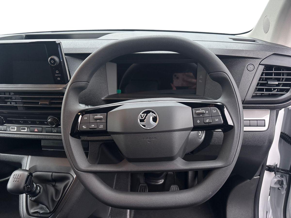 Used Vauxhall Vivaro 2026 for sale - 77113572: Photo 9