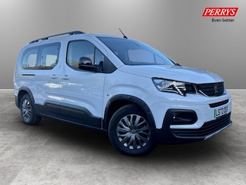 Used Peugeot Rifter 2023 for sale - 78800811: Photo