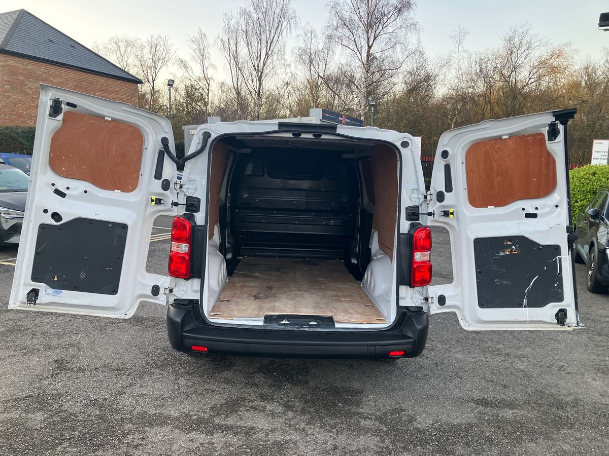 Used Vauxhall Vivaro 2022 for sale - 76663179: Photo 26