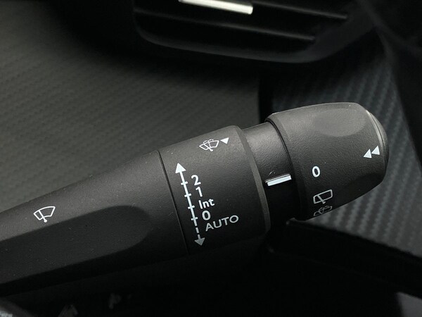 Used Peugeot 2008 2022 for sale - 76264044: Photo 36