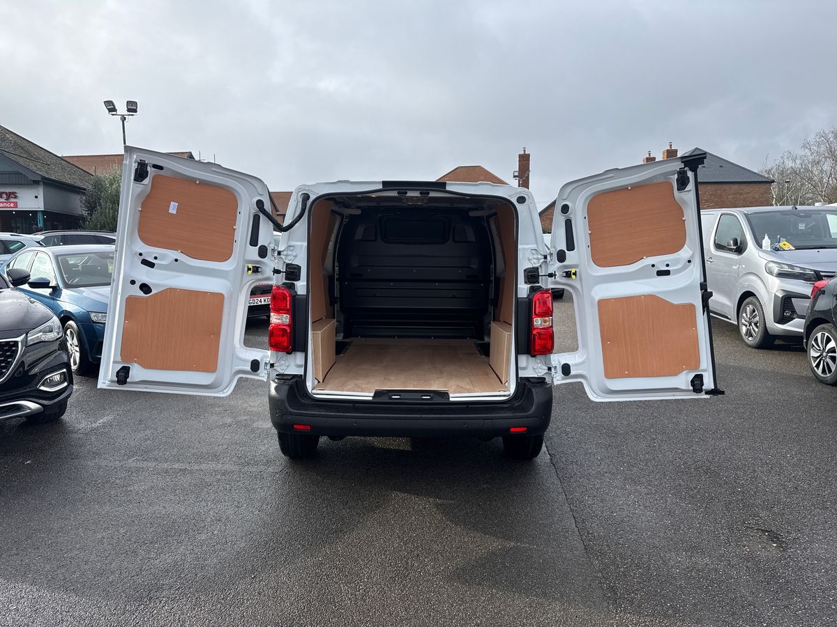 Used Vauxhall Vivaro 2025 for sale - 76807831: Photo 21