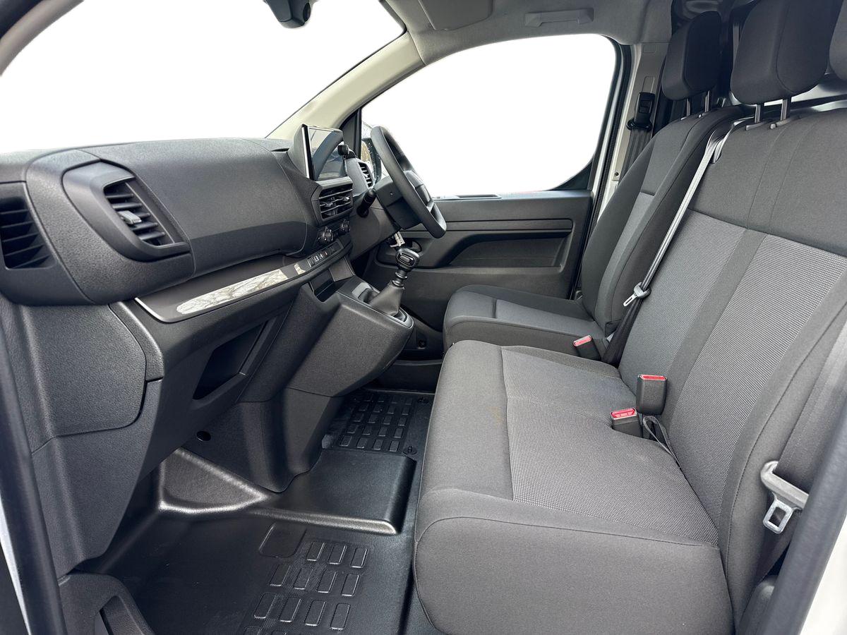 Used Vauxhall Vivaro 2025 for sale - 76807831: Photo 6