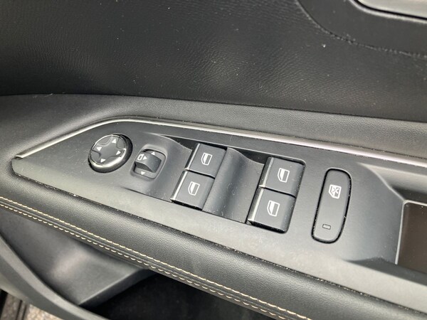 Used Peugeot 3008 2022 for sale - 76035339: Photo 27