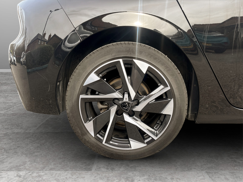 Used Peugeot 308 2023 for sale - 77579006: Photo 9