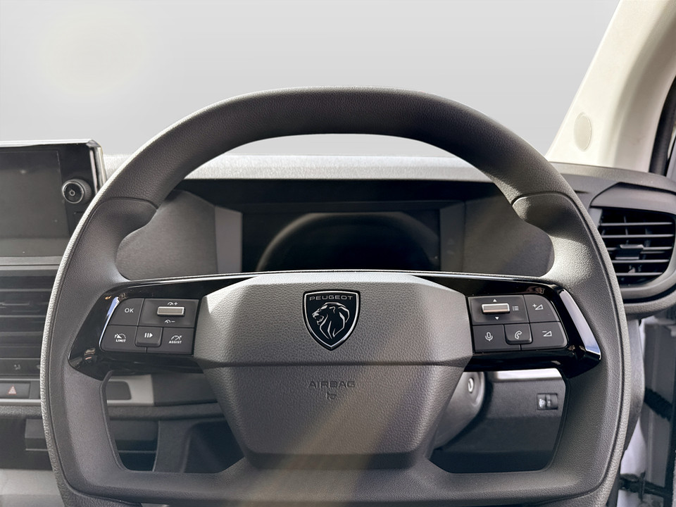 Used Peugeot Expert 2025 for sale - 77460618: Photo 16