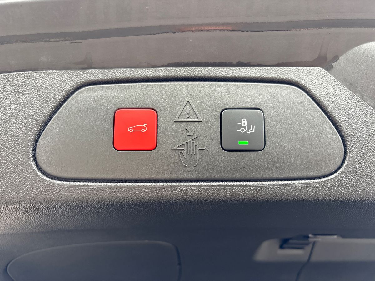 Vehicle 44