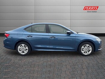 Used Skoda Octavia 2020 for sale - 77398671: Photo