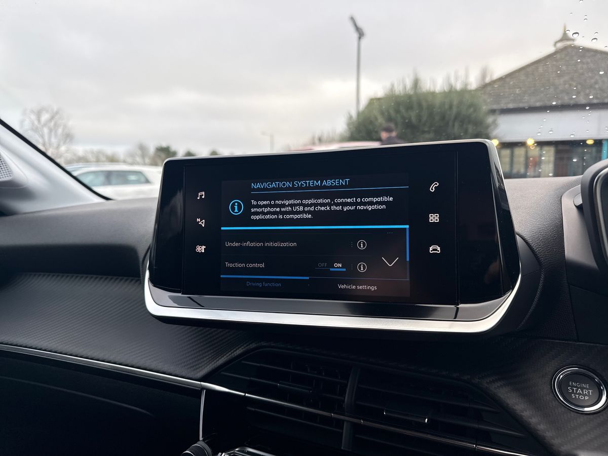 Used Peugeot 208 2022 for sale - 76892419: Photo 11