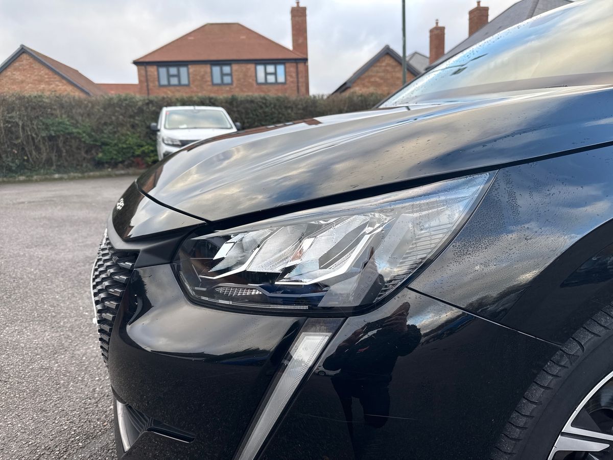 Used Peugeot 208 2022 for sale - 76892419: Photo 13