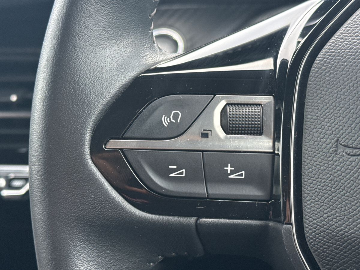 Used Peugeot 208 2022 for sale - 76892419: Photo 16