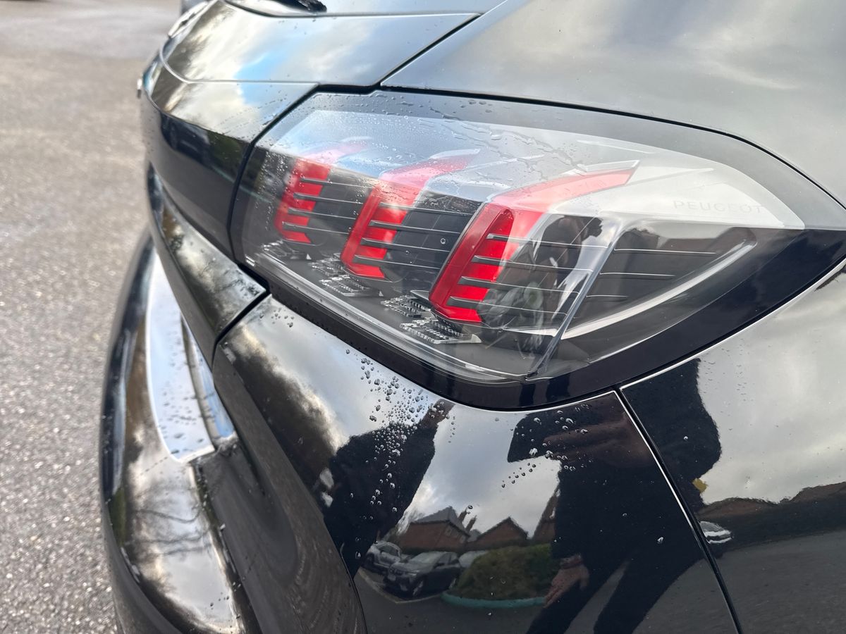 Used Peugeot 208 2022 for sale - 76892419: Photo 25