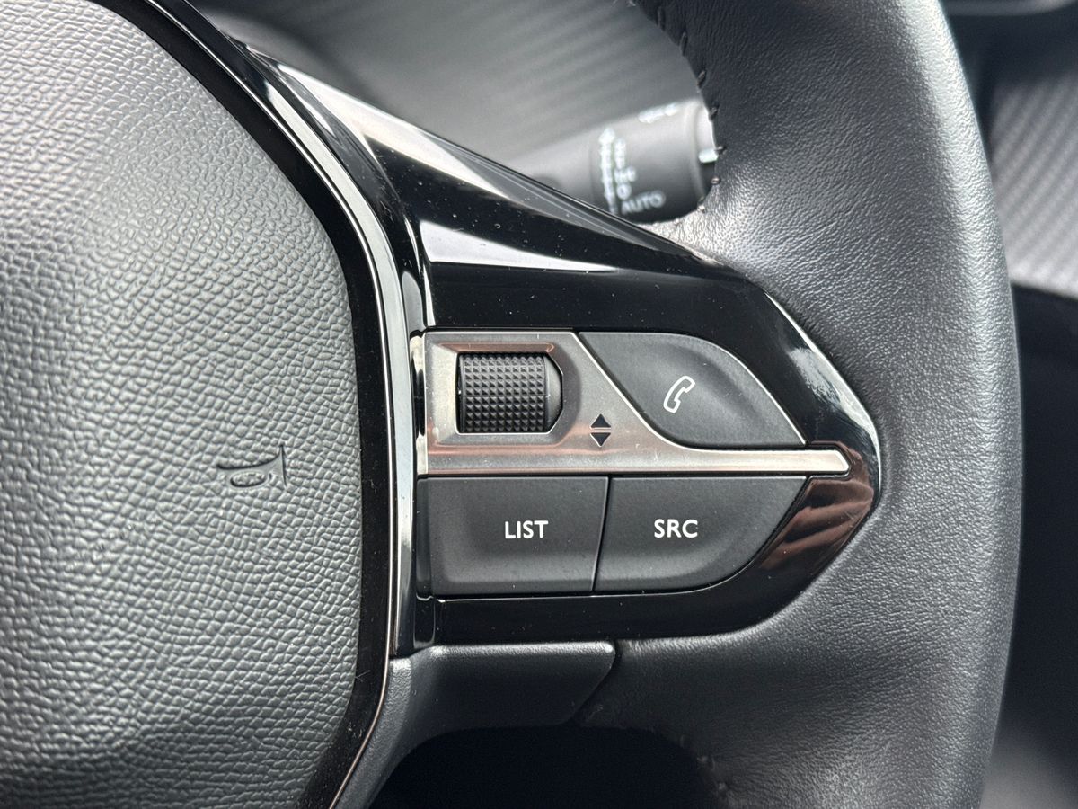 Used Peugeot 208 2022 for sale - 76892419: Photo 34