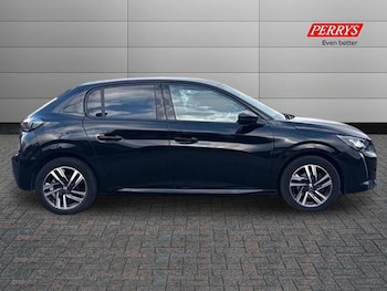 Used Peugeot 208 2022 for sale - 76892419: Photo