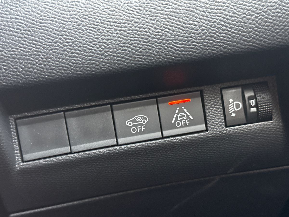 Used Peugeot 208 2022 for sale - 76892419: Photo 40