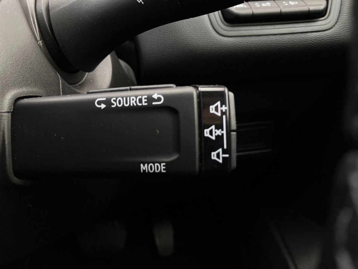 Used Renault Captur 2020 for sale - 77460752: Photo 37