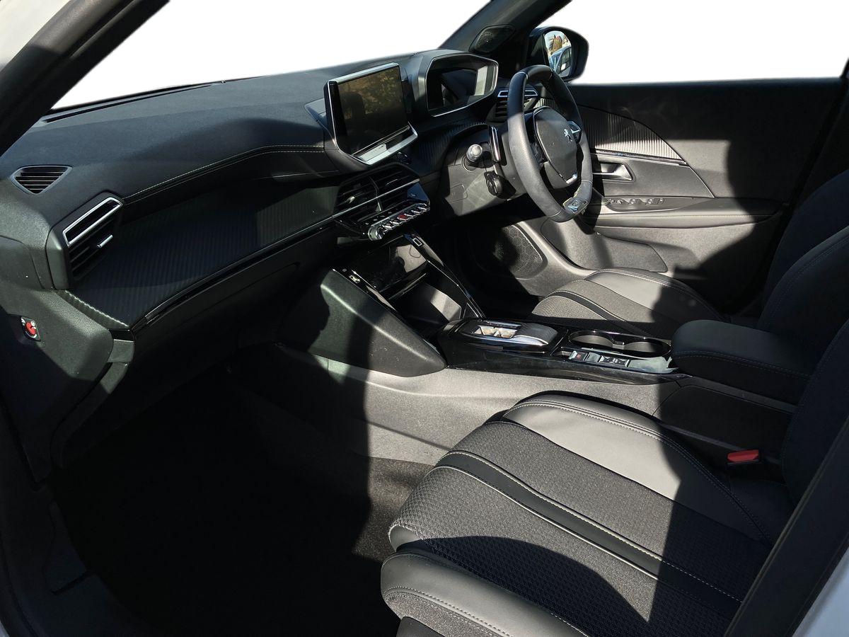 Used Peugeot 2008 2022 for sale - 77460738: Photo 6