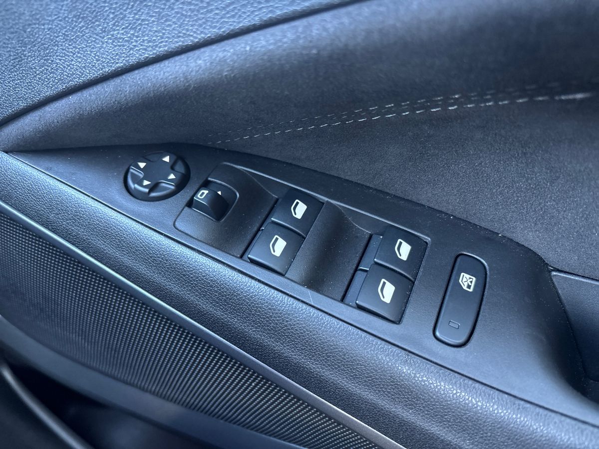 Used Vauxhall Crossland 2022 for sale - 76706867: Photo 19