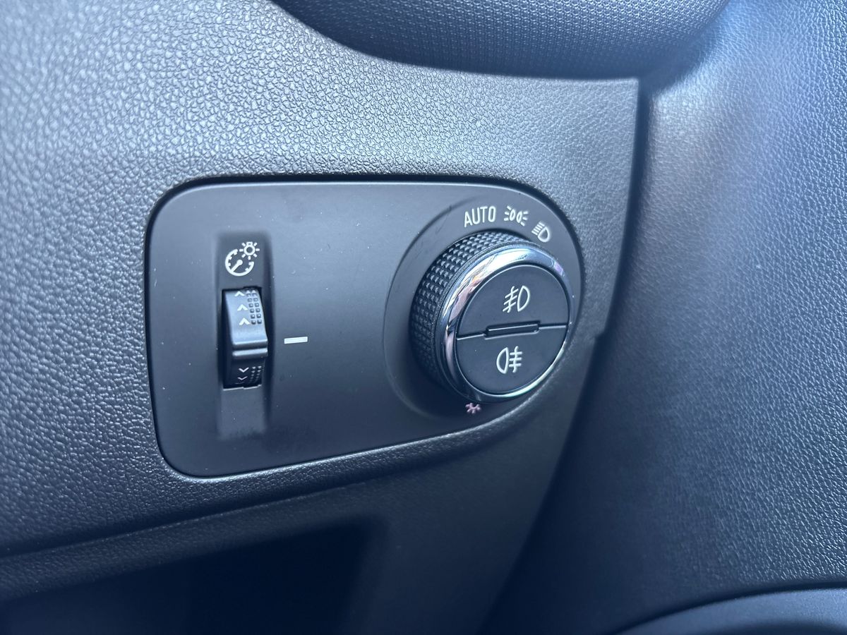 Used Vauxhall Crossland 2022 for sale - 76706867: Photo 39