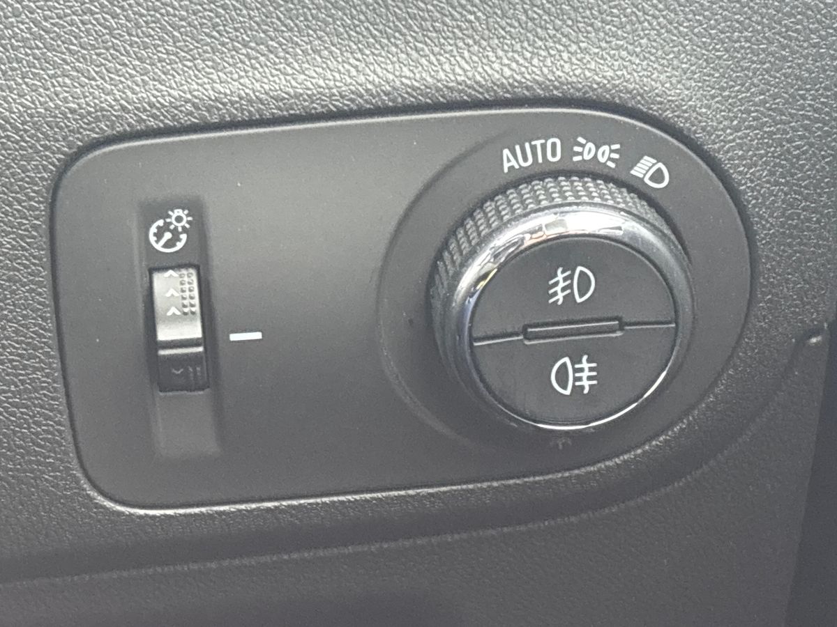 Used Vauxhall Crossland 2022 for sale - 76969385: Photo 28