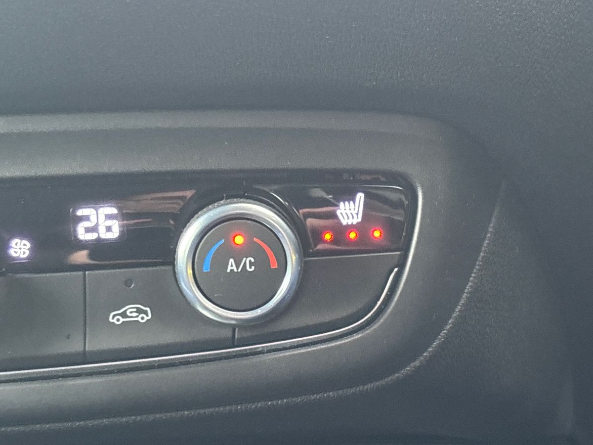 Used Vauxhall Crossland 2022 for sale - 76969385: Photo 31