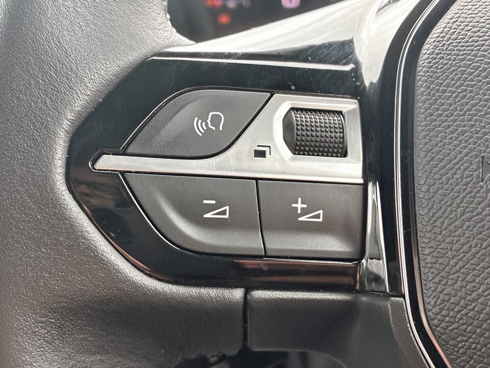 Used Peugeot 2008 2025 for sale - 77617242: Photo 27