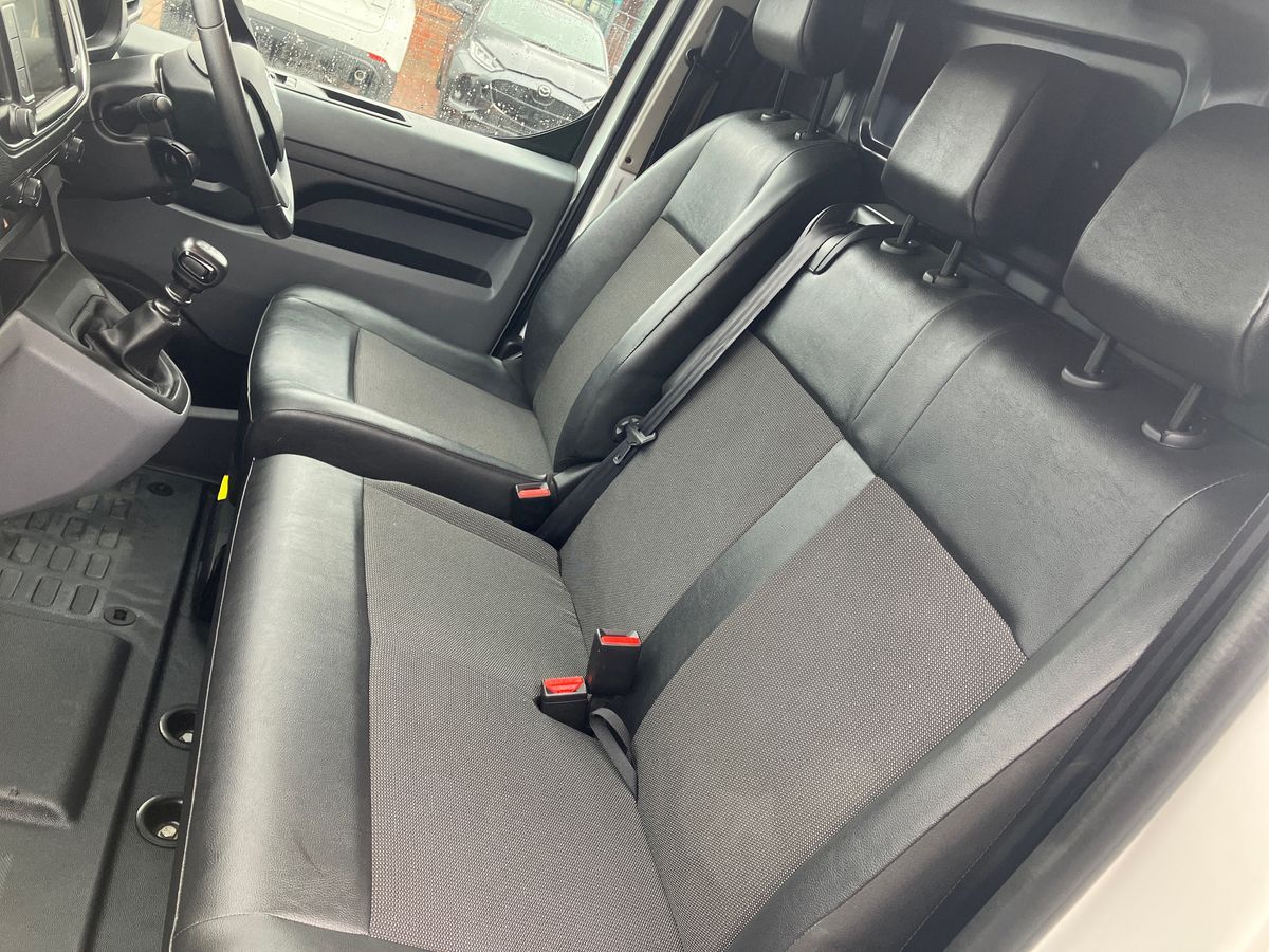 Used Vauxhall Vivaro 2021 for sale - 77136426: Photo 23