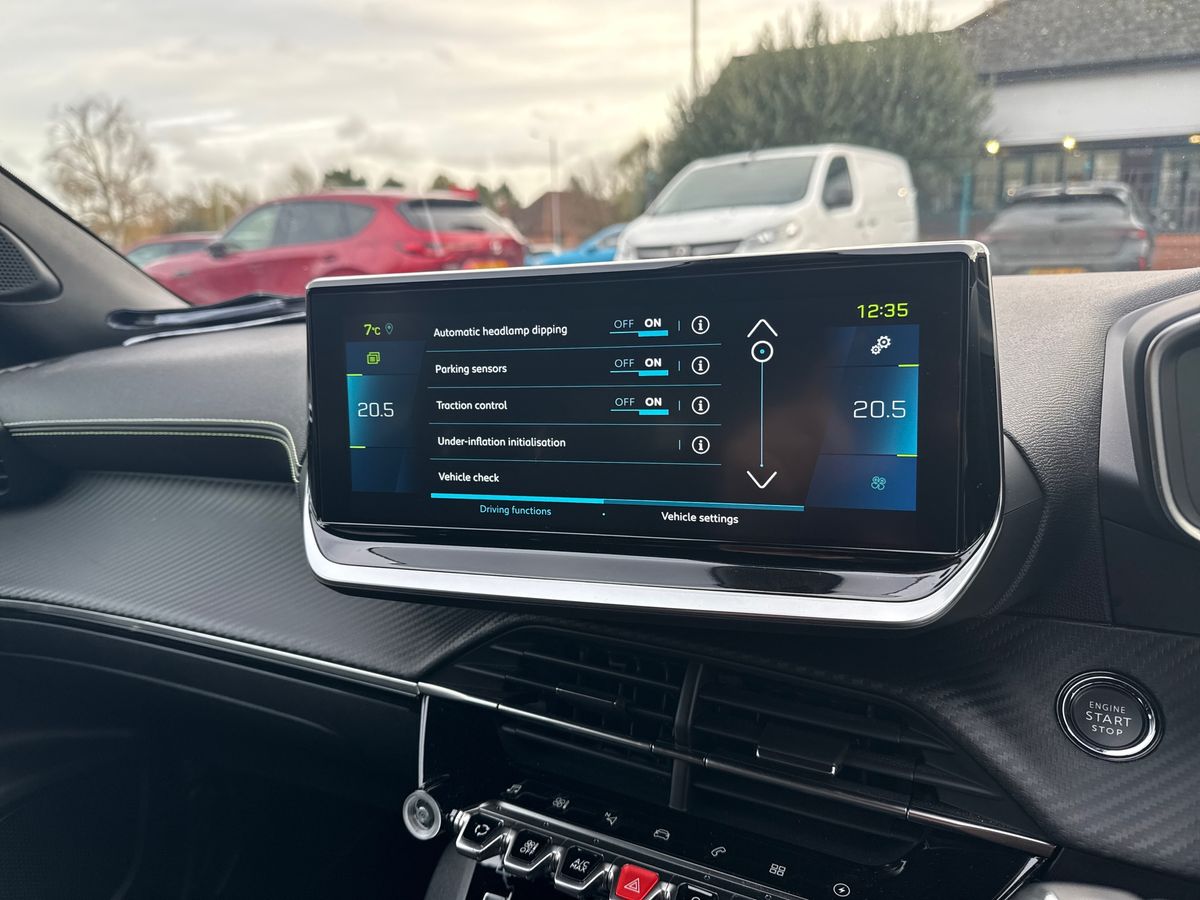 Used Peugeot 2008 2022 for sale - 76436759: Photo 10