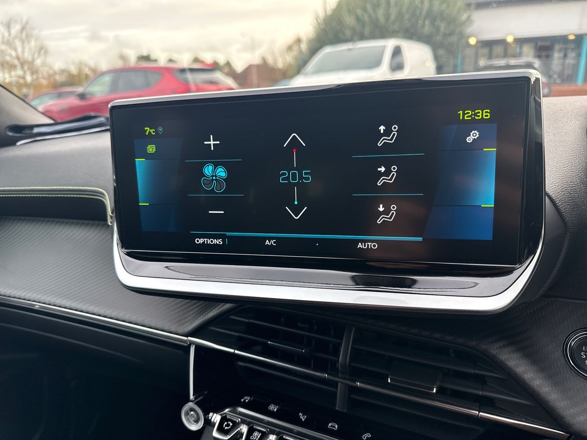 Used Peugeot 2008 2022 for sale - 76436759: Photo 12