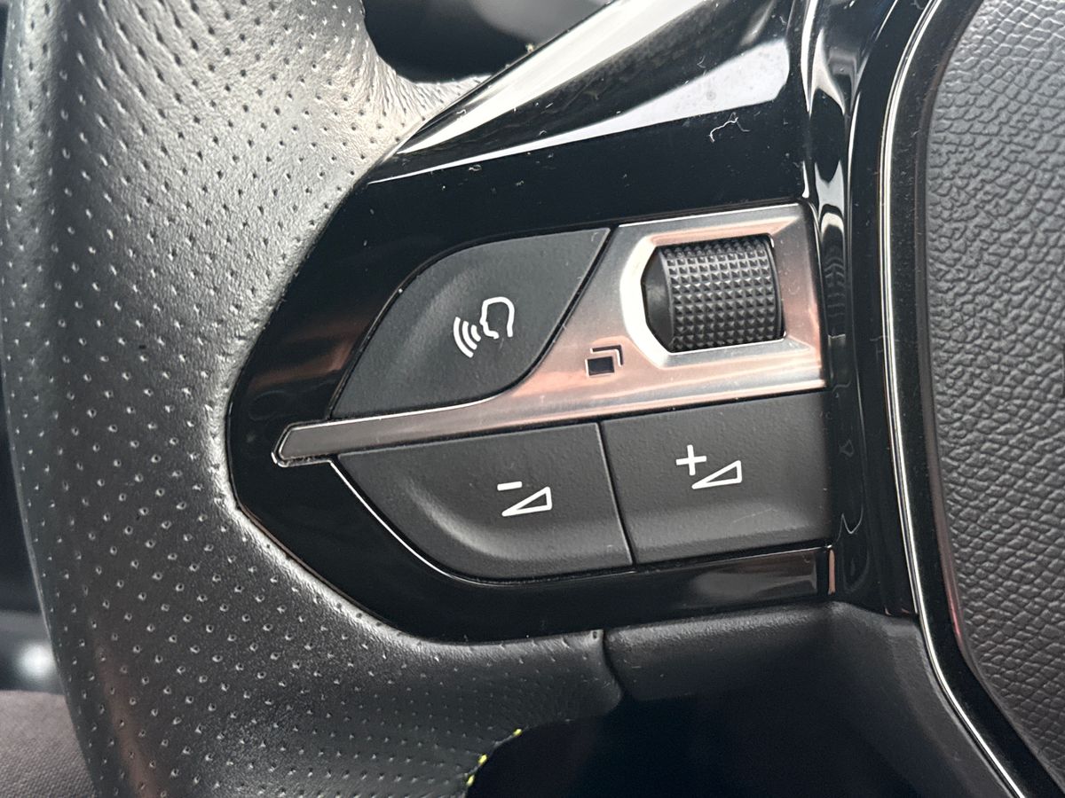 Used Peugeot 2008 2022 for sale - 76436759: Photo 16